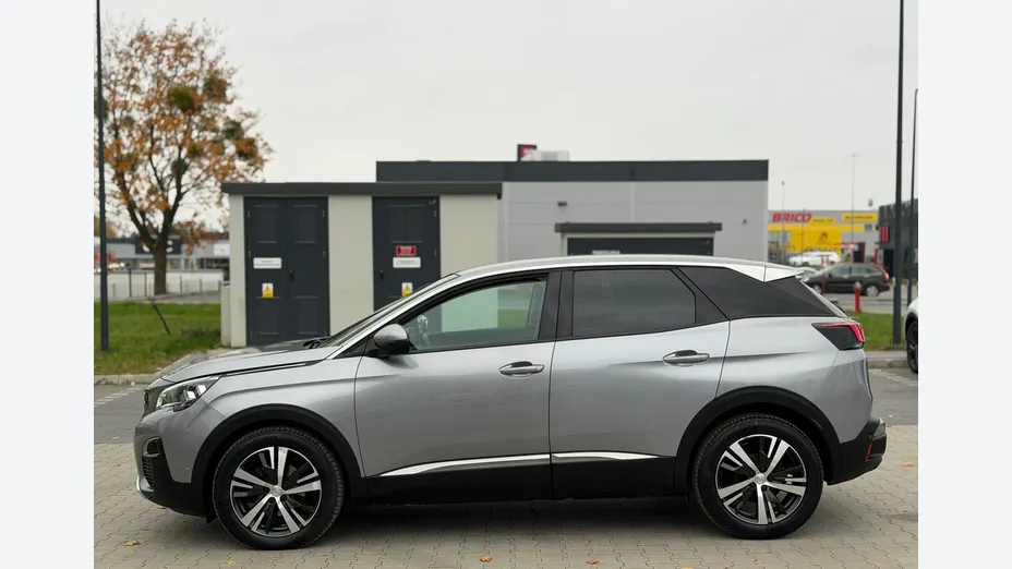 PEUGEOT 3008 -