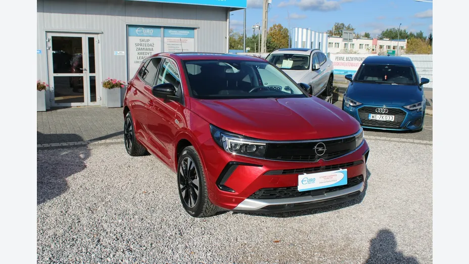 OPEL Grandland X -
