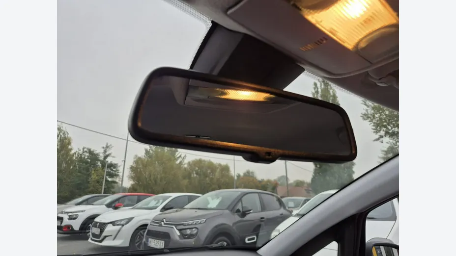 OPEL Corsa -