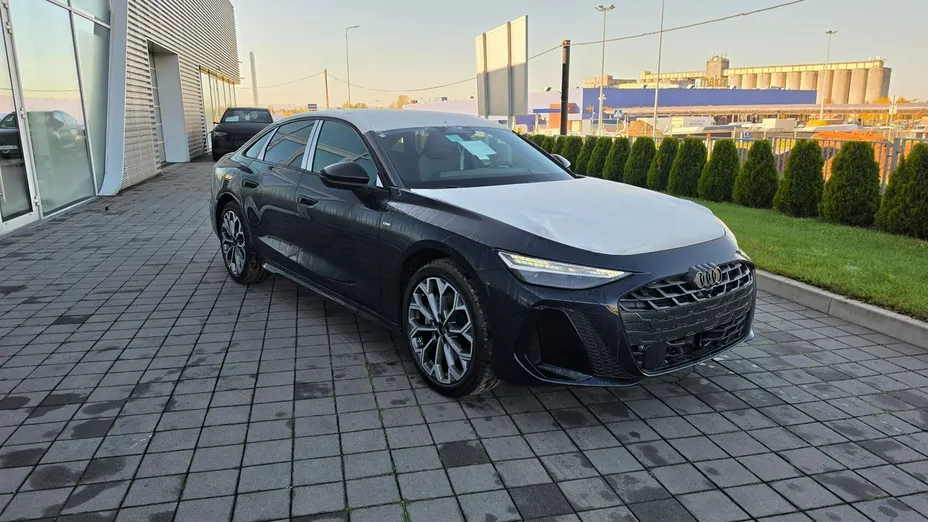 AUDI A6 -