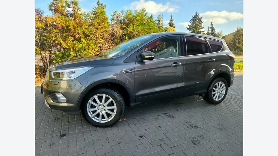FORD Kuga -