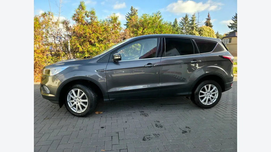 FORD Kuga -