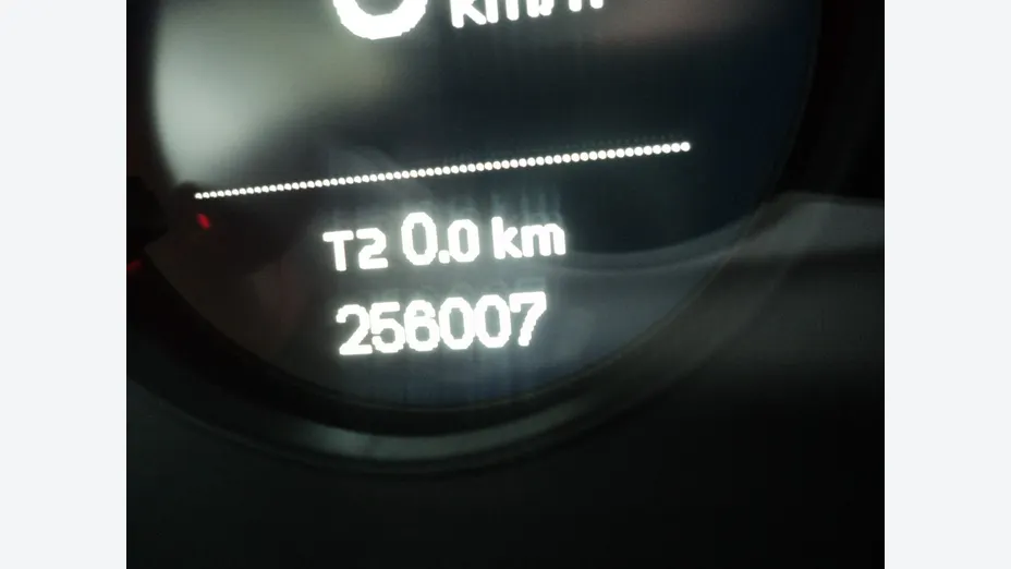 VOLVO XC60 -