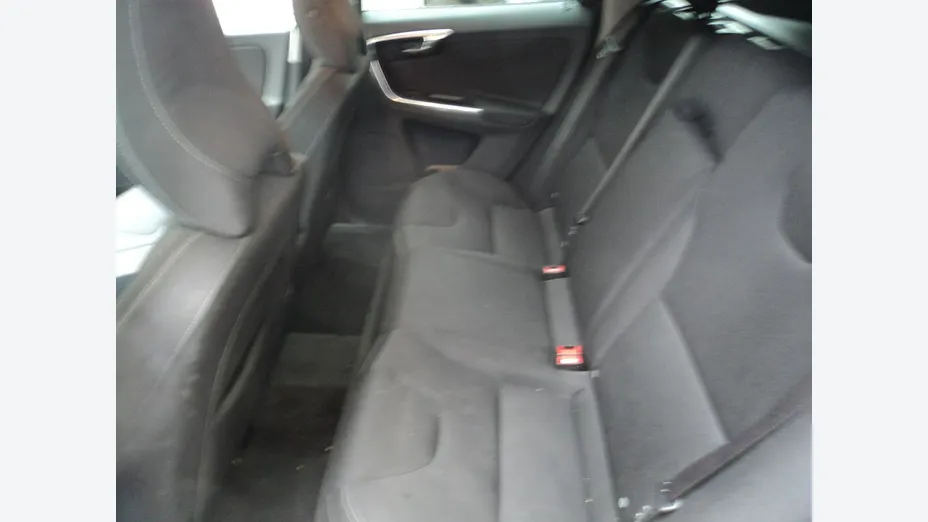 VOLVO XC60 -
