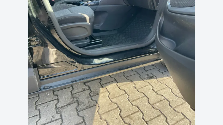 OPEL Crossland -