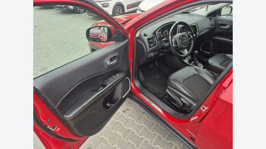 JEEP Compass -