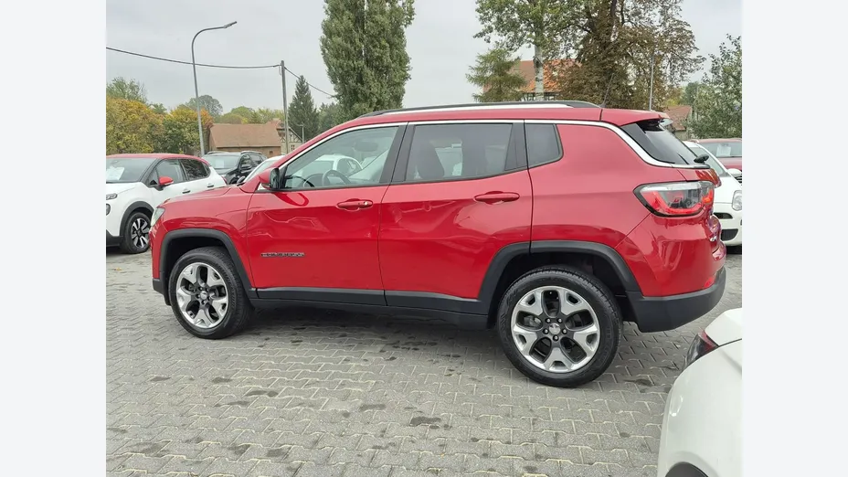 JEEP Compass -