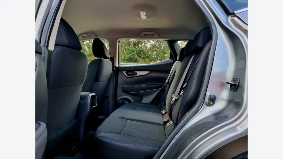 NISSAN Qashqai -