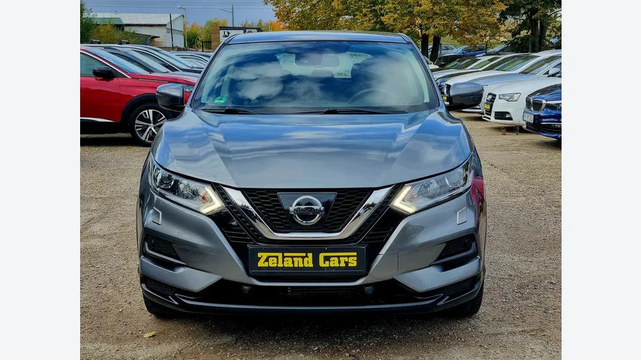 NISSAN Qashqai -
