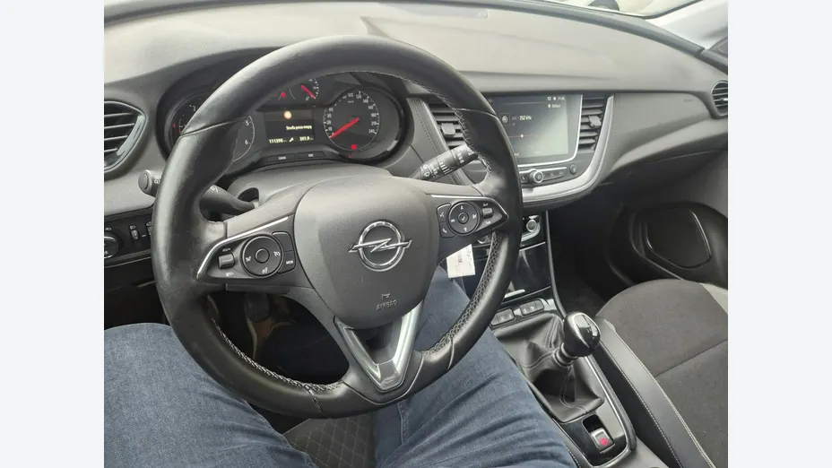 OPEL Grandland X -