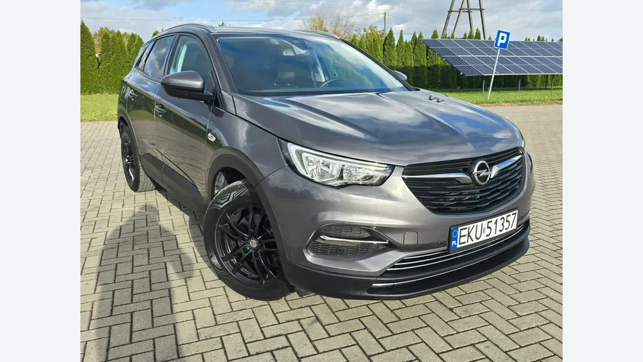 OPEL Grandland X -
