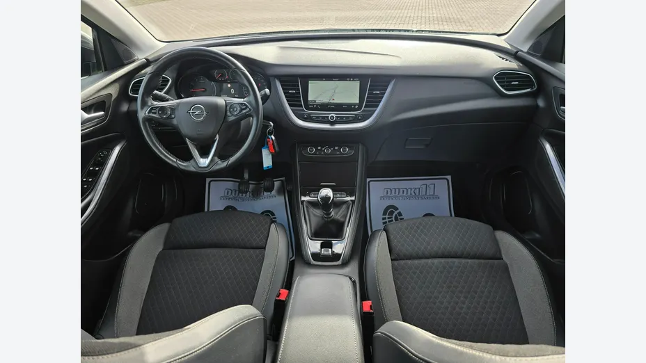 OPEL Grandland X -