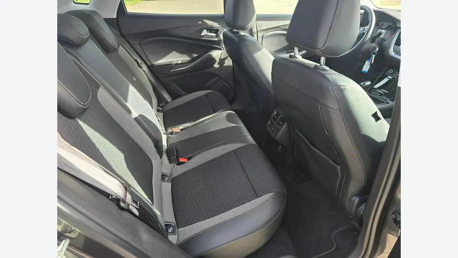 OPEL Grandland X -