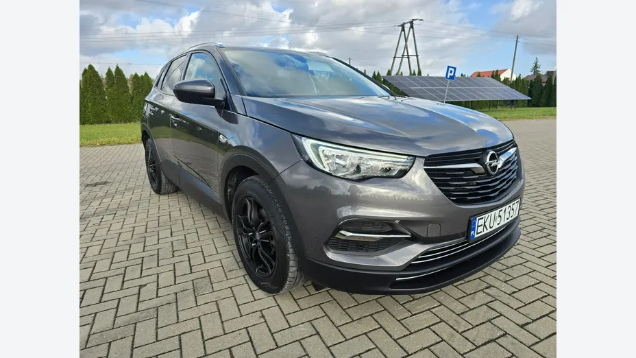 OPEL Grandland X -