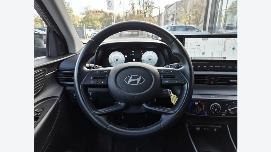 HYUNDAI i20 -