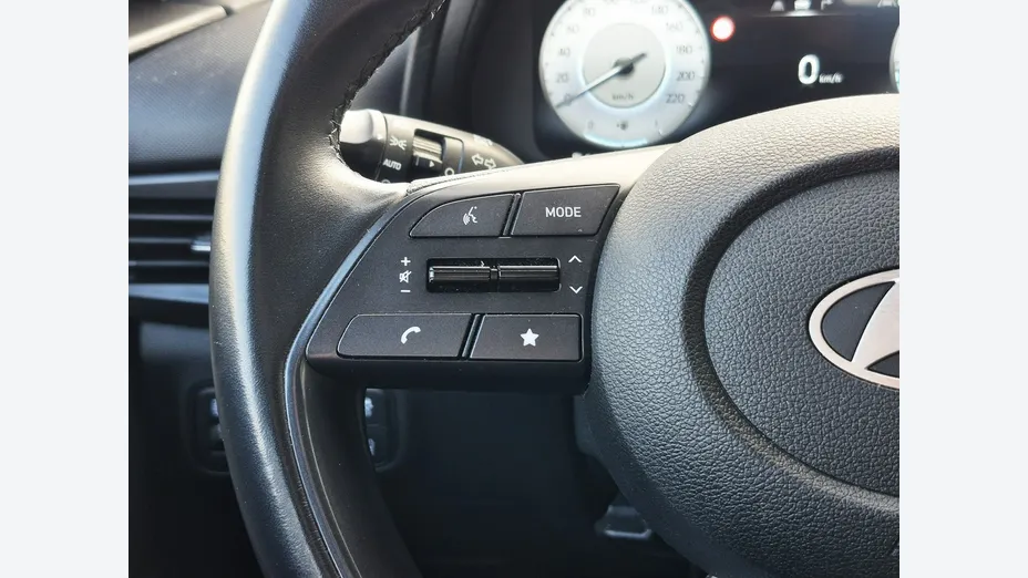 HYUNDAI i20 -