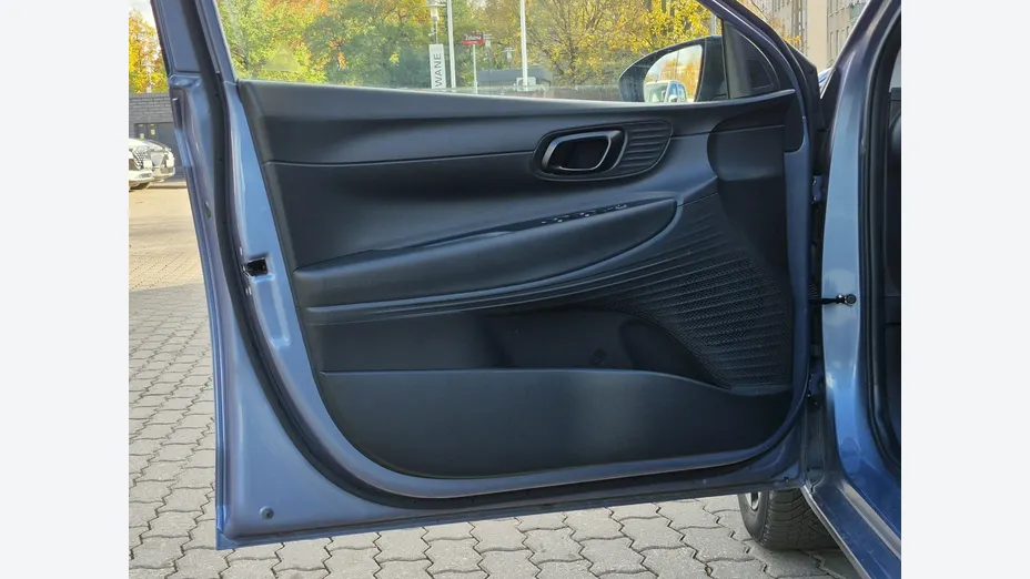 HYUNDAI i20 -