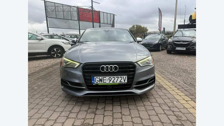 AUDI S3 -