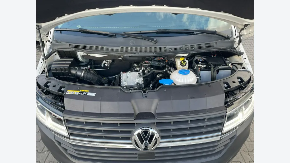 VOLKSWAGEN Transporter -
