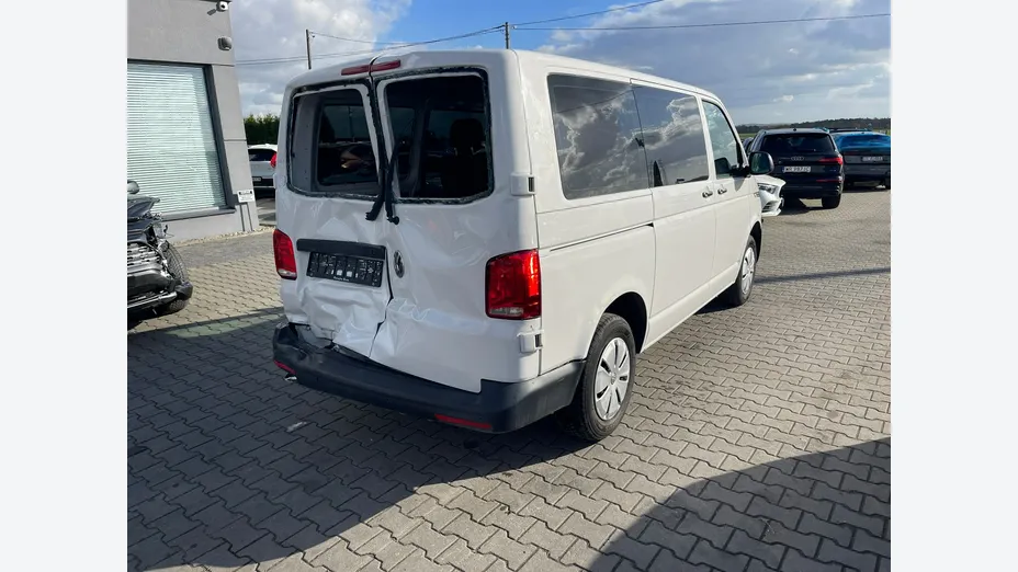 VOLKSWAGEN Transporter -