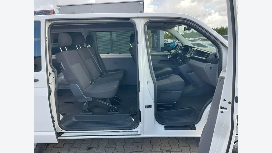 VOLKSWAGEN Transporter -