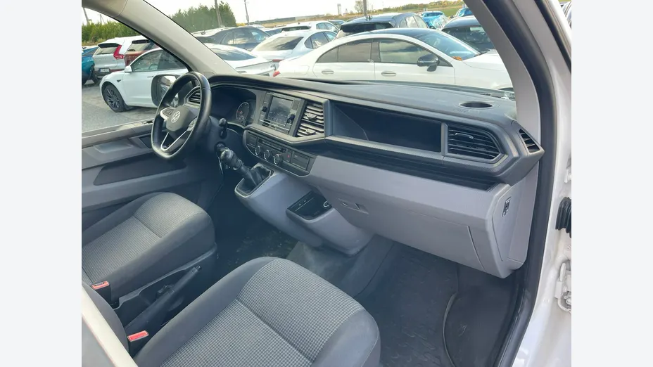 VOLKSWAGEN Transporter -