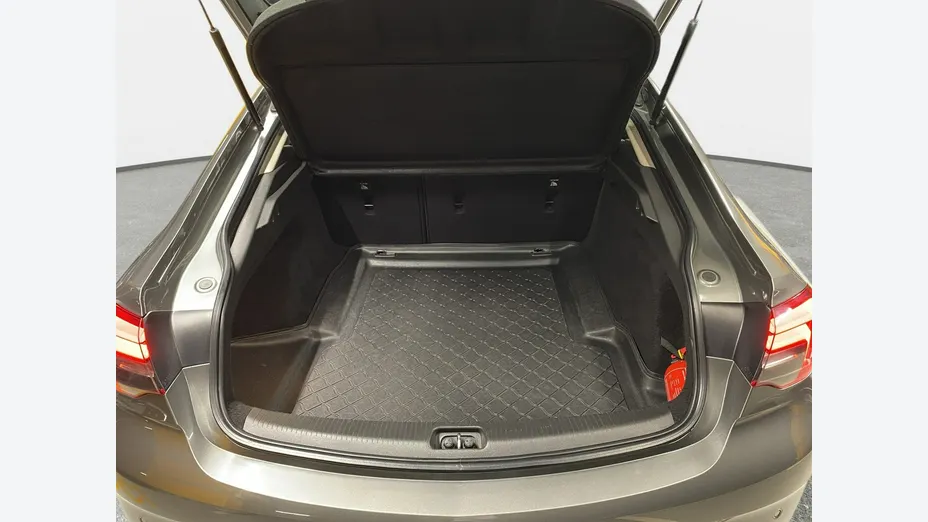 OPEL Insignia -