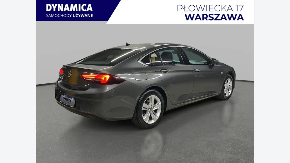 OPEL Insignia -