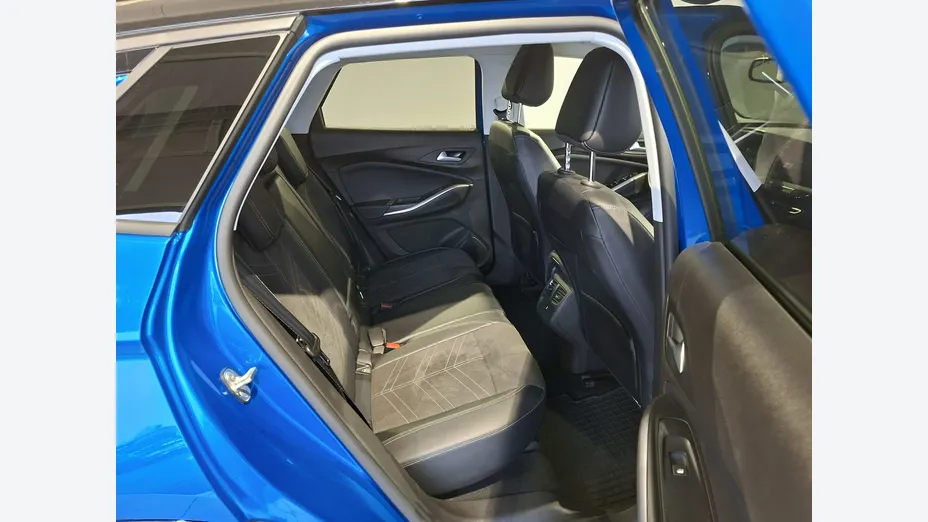 OPEL Grandland X -