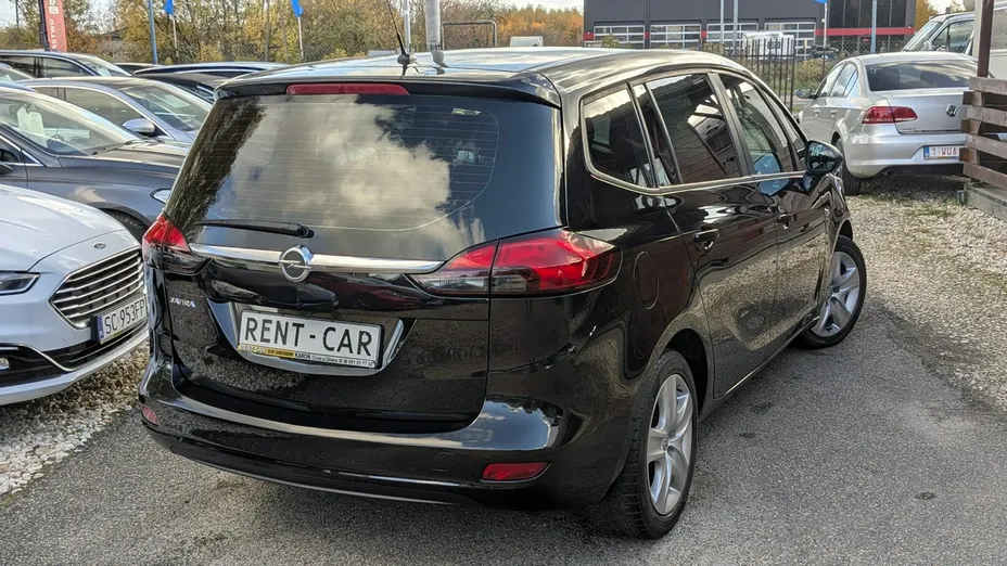 OPEL Zafira -