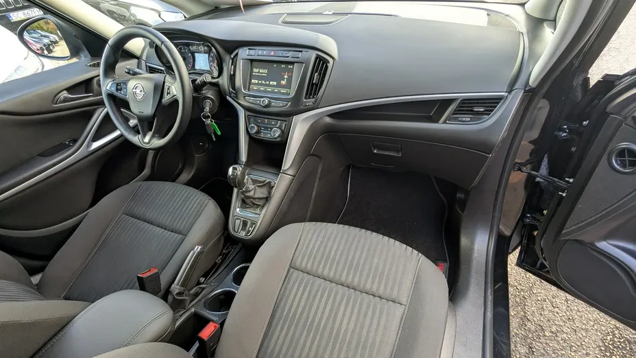 OPEL Zafira -