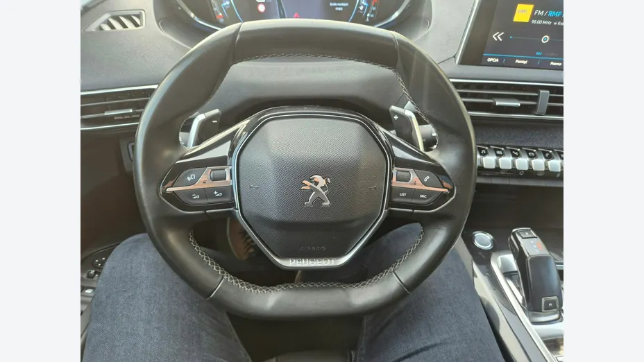 PEUGEOT 3008 -