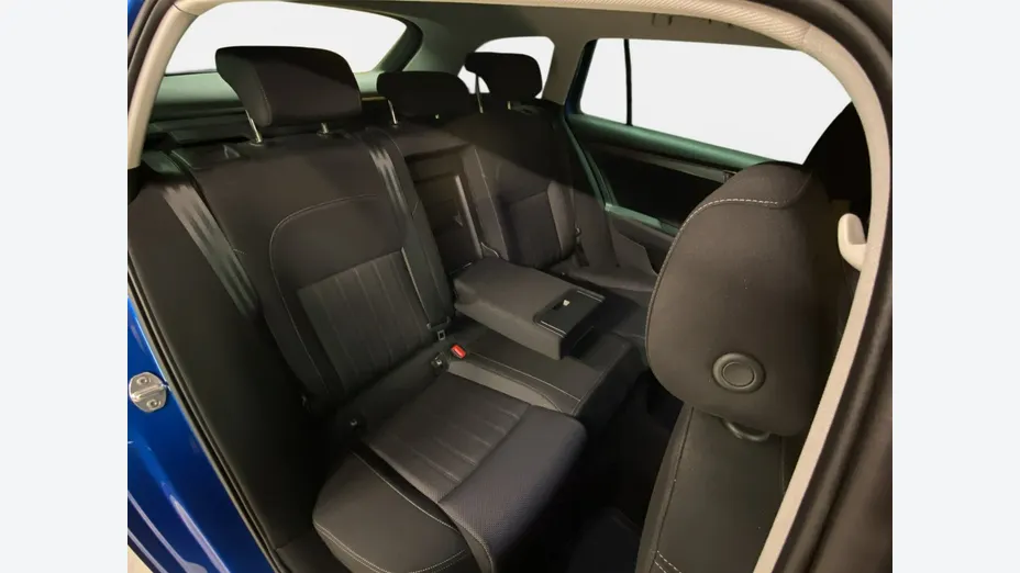 SKODA Superb -