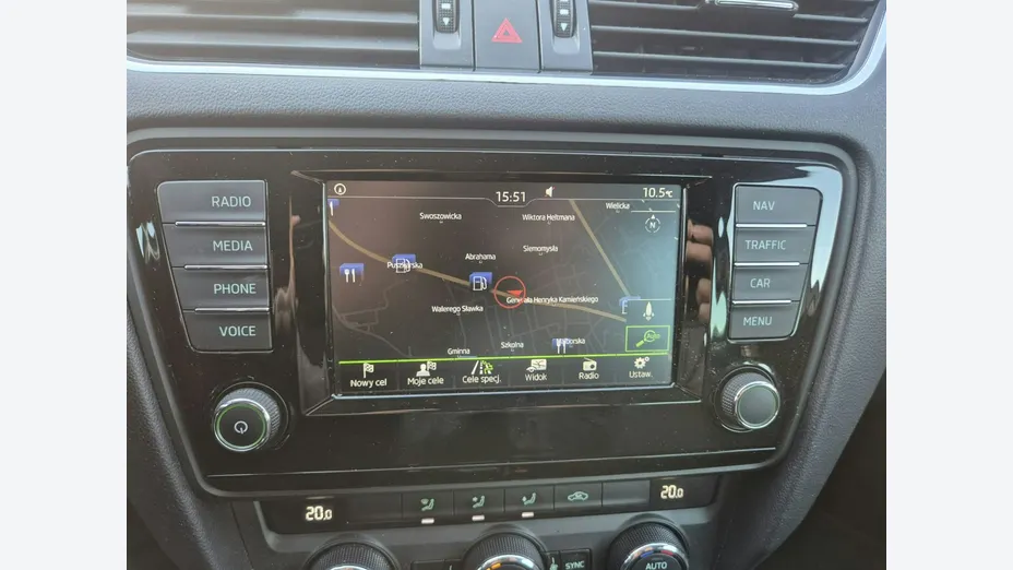 SKODA Octavia -