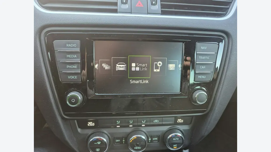 SKODA Octavia -