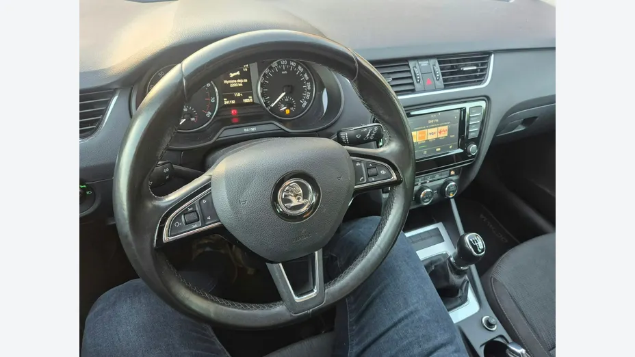 SKODA Octavia -