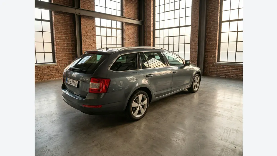 SKODA Octavia -
