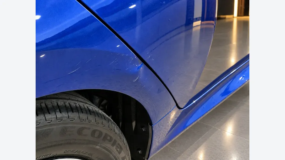 TOYOTA Yaris -
