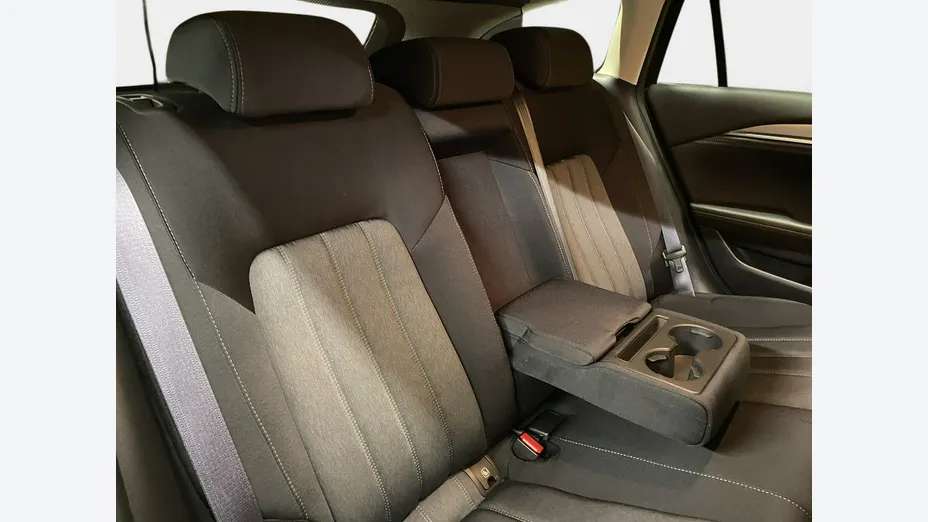 MAZDA 6 -