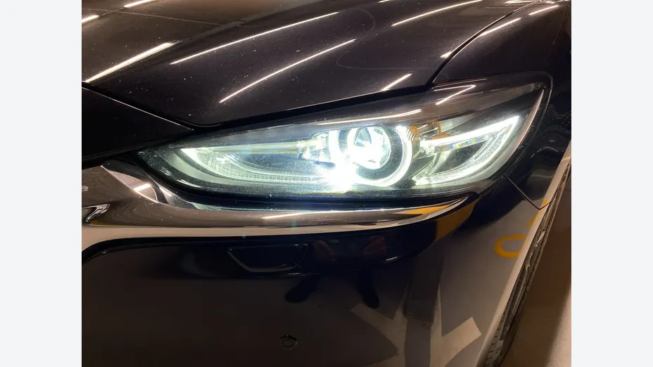 MAZDA 6 -