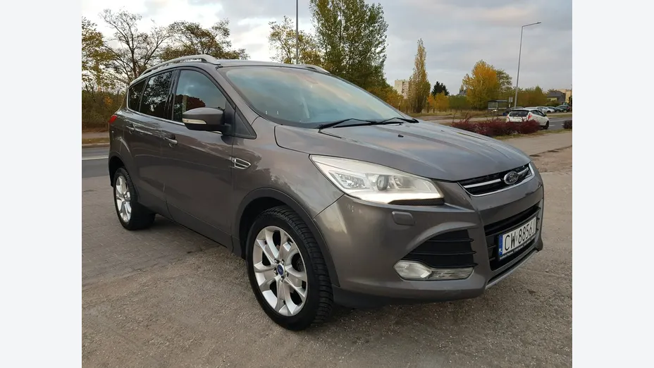 FORD Kuga -