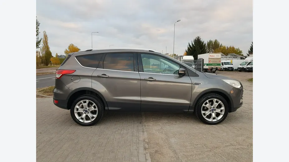 FORD Kuga -
