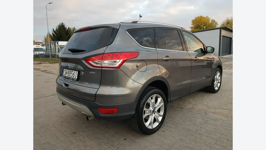 FORD Kuga -