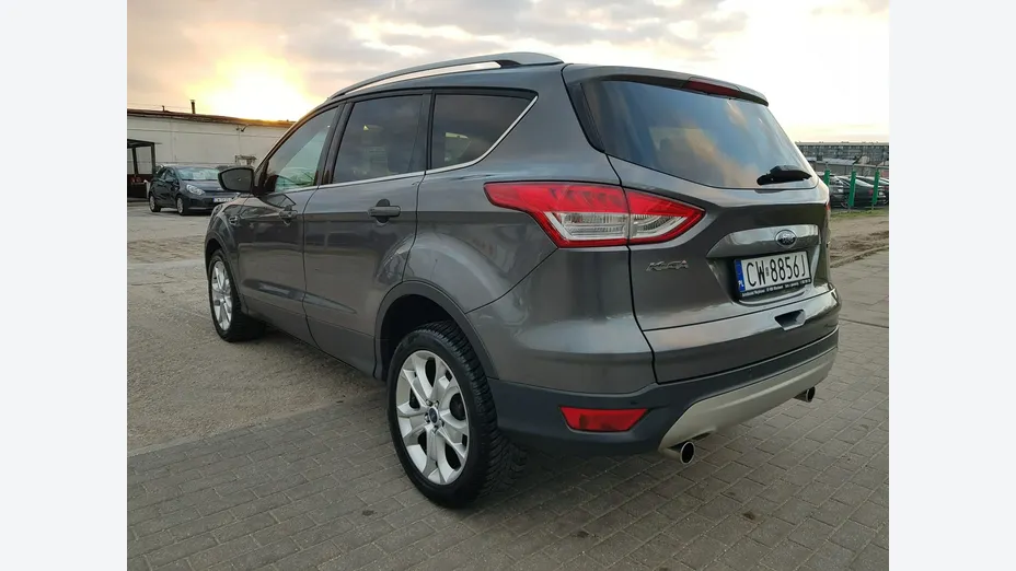 FORD Kuga -