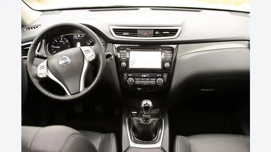 NISSAN X-Trail -
