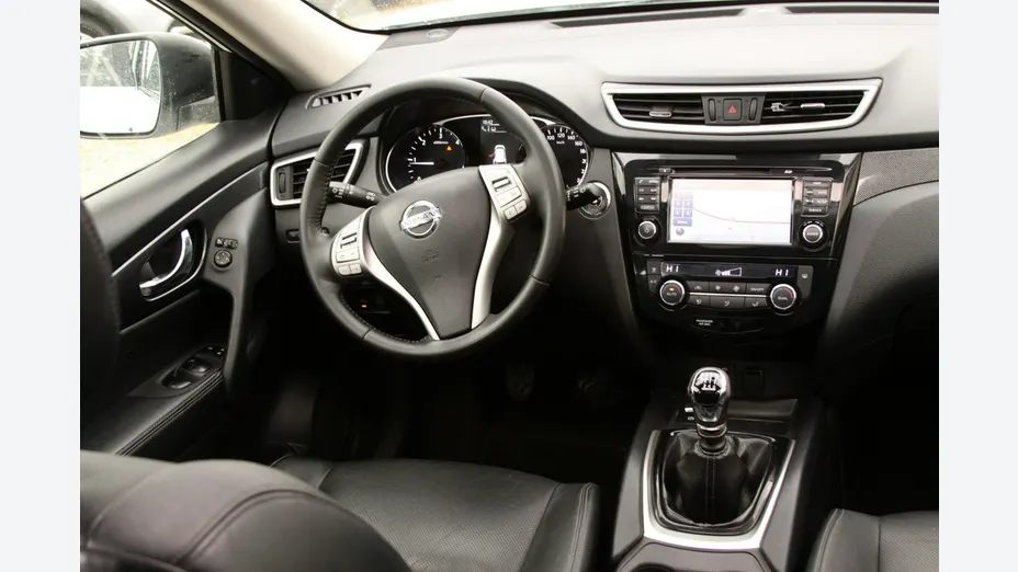 NISSAN X-Trail -