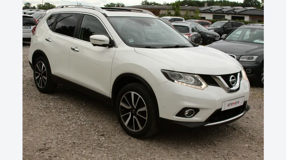 NISSAN X-Trail -