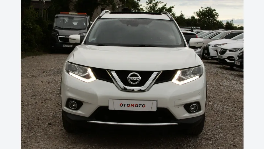 NISSAN X-Trail -