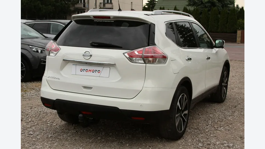 NISSAN X-Trail -