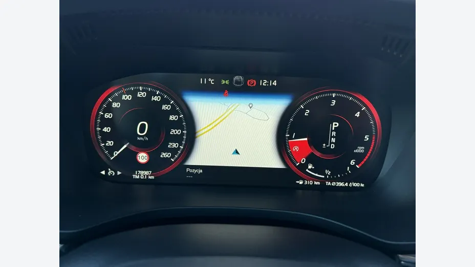 VOLVO XC60 -